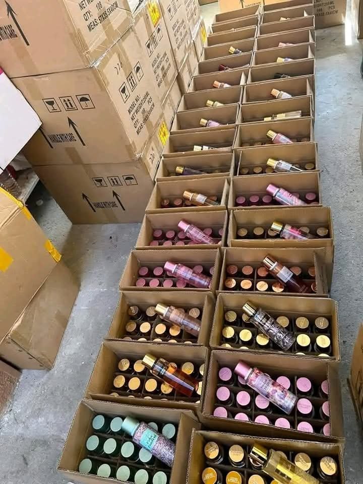 cosmetic-liquidation-pallet.jpeg Cosmetic Pallets - Image 1