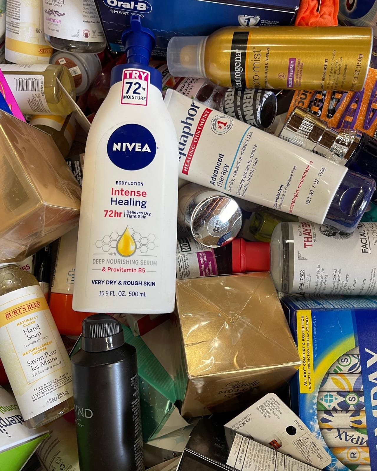 health-and-beauty-liquidation-lots.jpeg Health and Beauty Pallets - Image 1